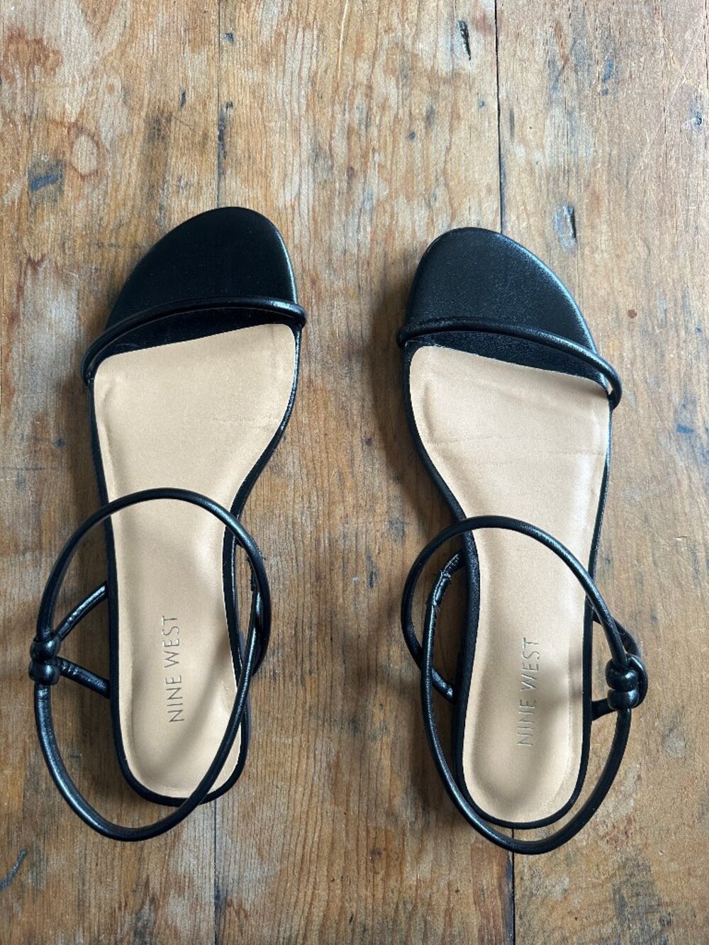 Nine West Menson strappy flat sandals